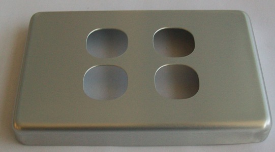 CLIPSAL 4 GANG BRUSHED ALUMINIUM COVER